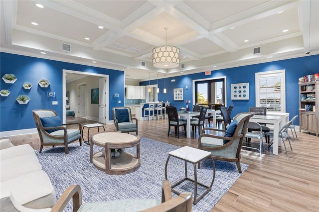 2121 6TH STREET E, Palmetto, FL 34221