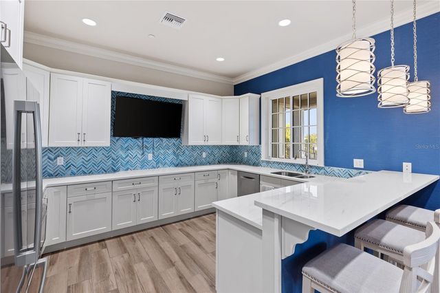 2121 6TH STREET E, Palmetto, FL 34221