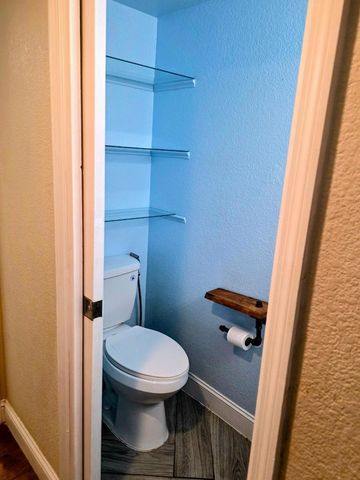 2212 Thurton Drive, Roseville, CA 95747