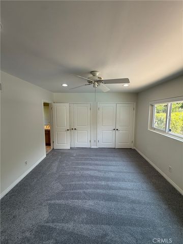 18836 La Amistad, Tarzana, CA 91356