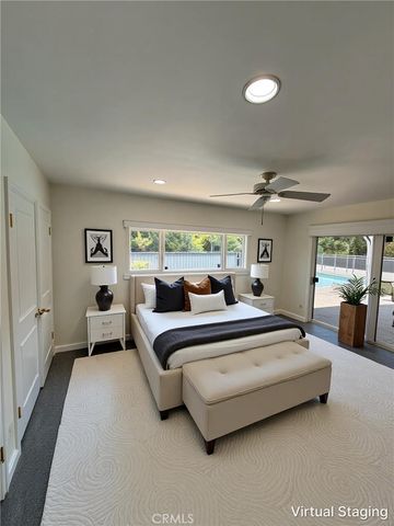 18836 La Amistad, Tarzana, CA 91356