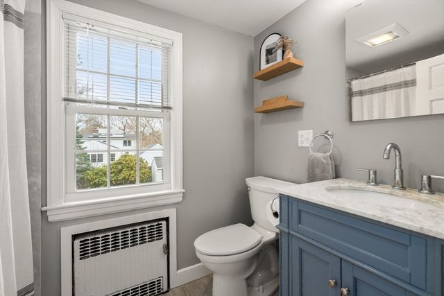 20 Pilgrim Rd, Reading, MA 01867