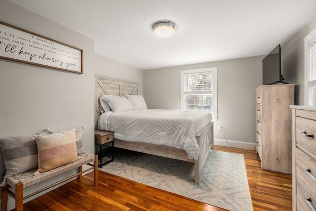 20 Pilgrim Rd, Reading, MA 01867