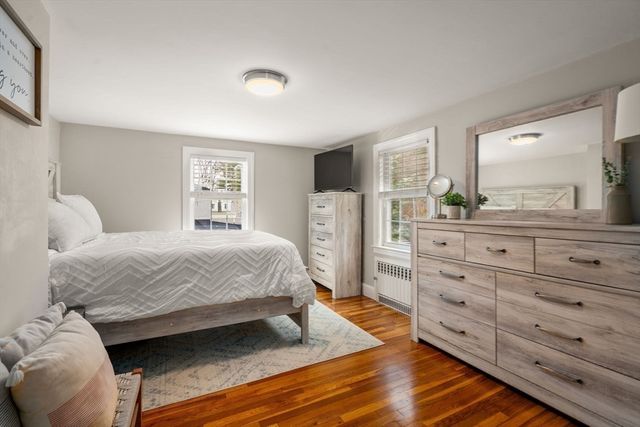 20 Pilgrim Rd, Reading, MA 01867