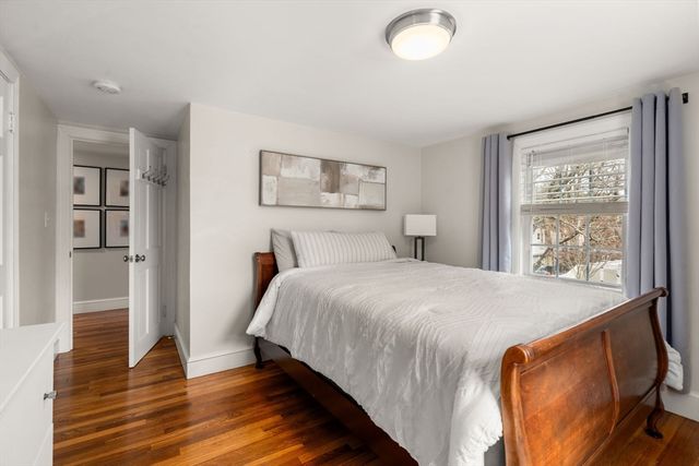 20 Pilgrim Rd, Reading, MA 01867