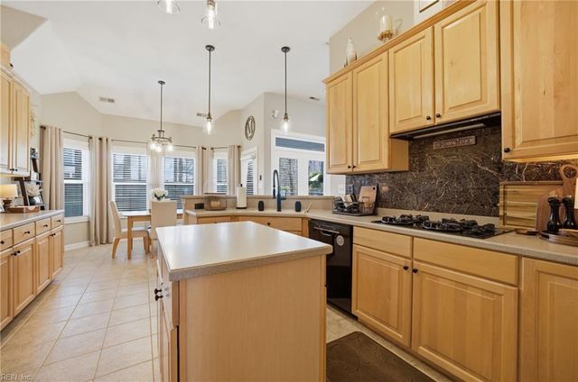 913 Corrente Lane LN, Virginia Beach, VA 23456