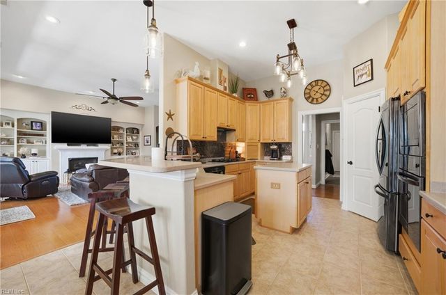 913 Corrente Lane LN, Virginia Beach, VA 23456