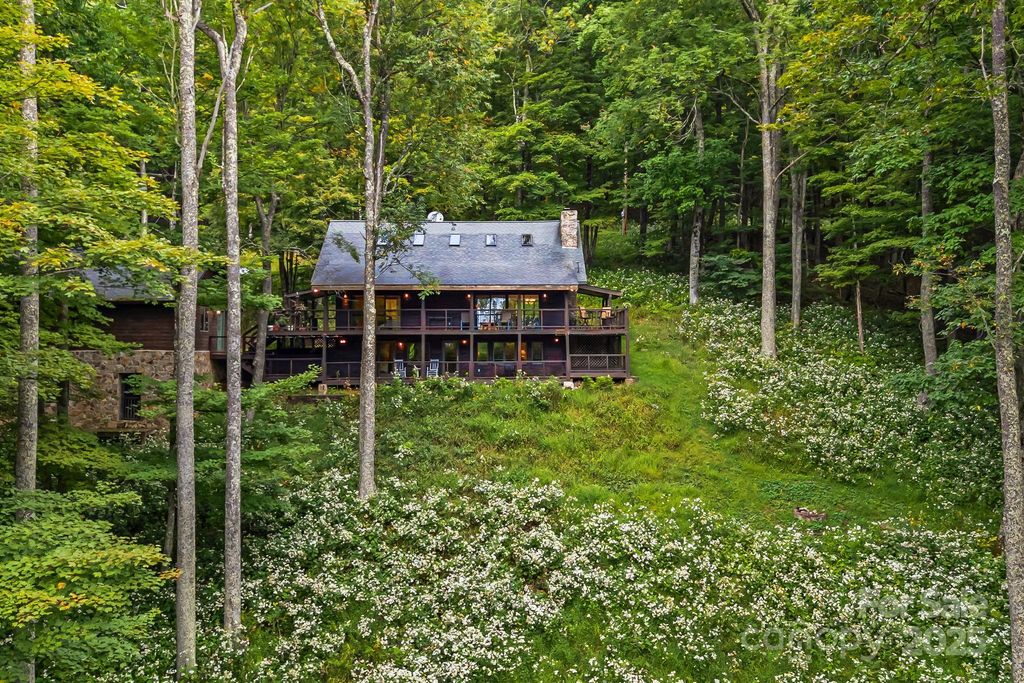 544 Tearshirt Lane 310, 311, 325, Mars Hill, NC 28754
