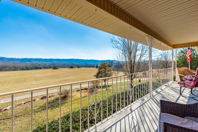 10245 Snow Hill Road, Ooltewah, TN 37363