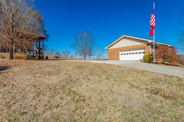 10245 Snow Hill Road, Ooltewah, TN 37363