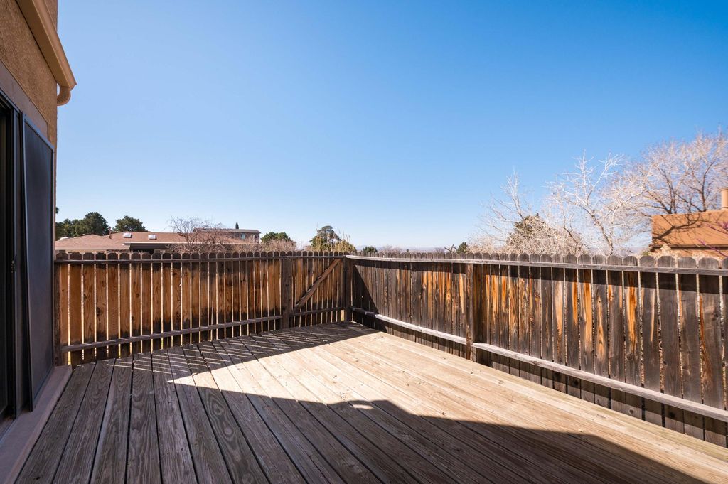 Image 27 of property listing at 2900 Vista Del Rey NE UNIT 31A, Albuquerque, NM 87112