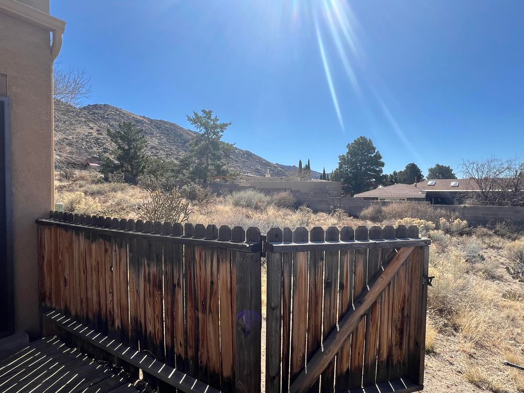 Image 32 of property listing at 2900 Vista Del Rey NE UNIT 31A, Albuquerque, NM 87112