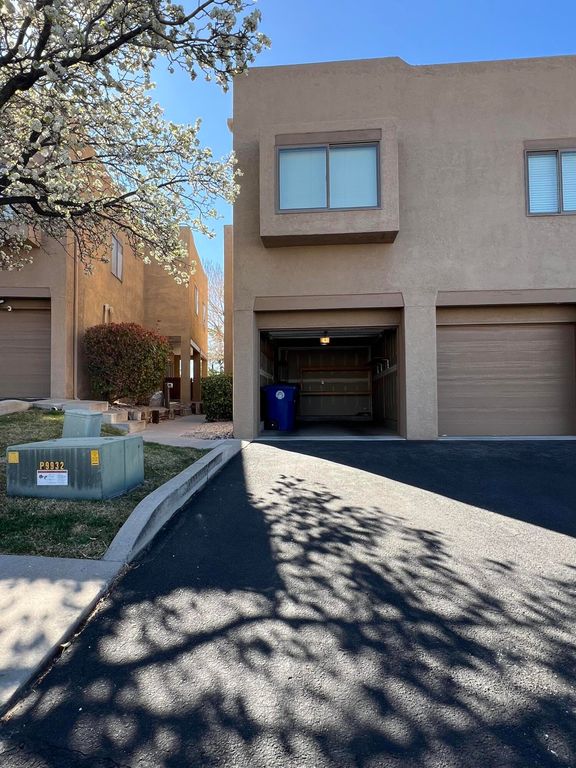 Image 39 of property listing at 2900 Vista Del Rey NE UNIT 31A, Albuquerque, NM 87112