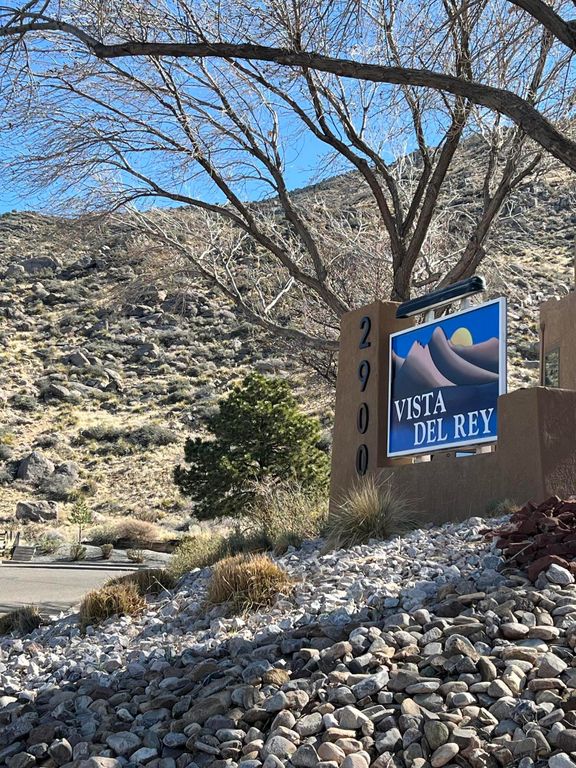 Image 44 of property listing at 2900 Vista Del Rey NE UNIT 31A, Albuquerque, NM 87112