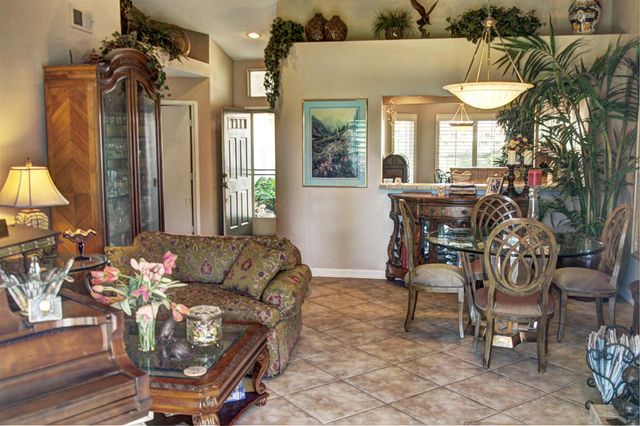378 Desert Falls Drive East Drive E, Palm Desert, CA 92211