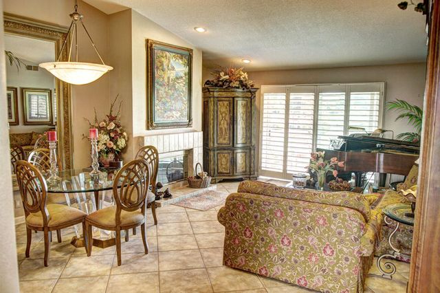 378 Desert Falls Drive East Drive E, Palm Desert, CA 92211