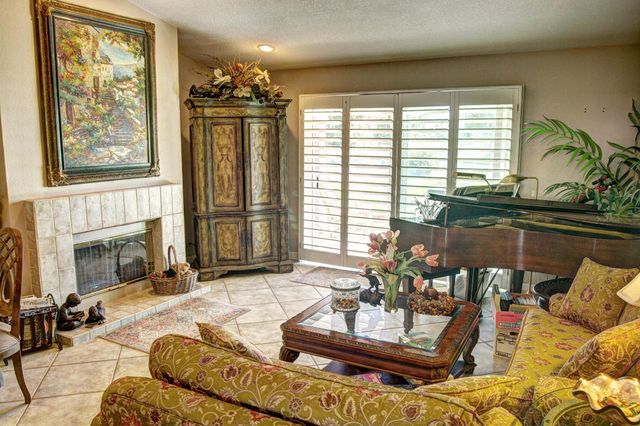 378 Desert Falls Drive East Drive E, Palm Desert, CA 92211