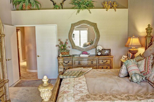 378 Desert Falls Drive East Drive E, Palm Desert, CA 92211