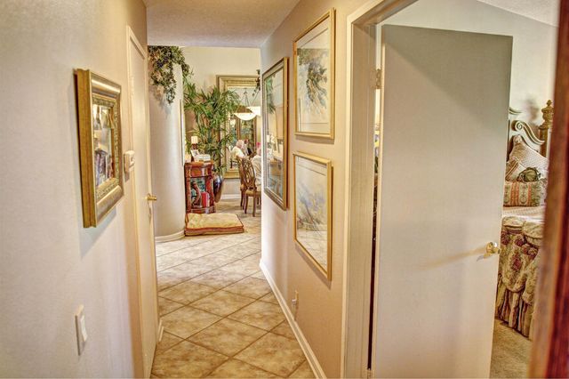 378 Desert Falls Drive East Drive E, Palm Desert, CA 92211