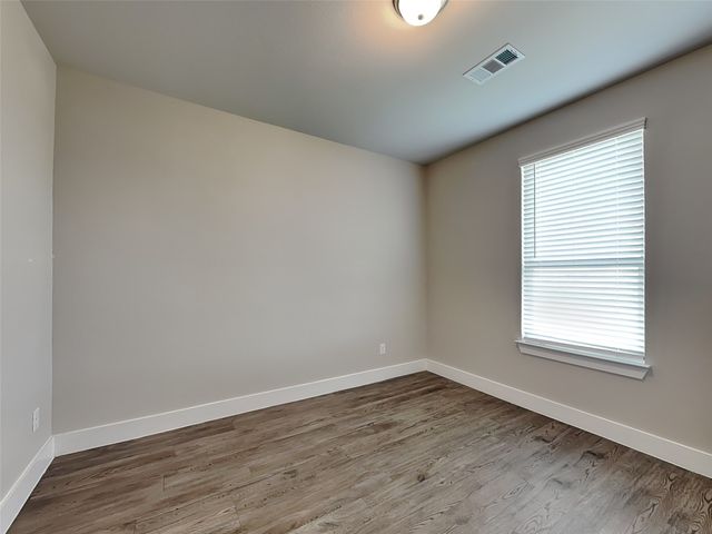 3421 New York Avenue, Lancaster, TX 75134