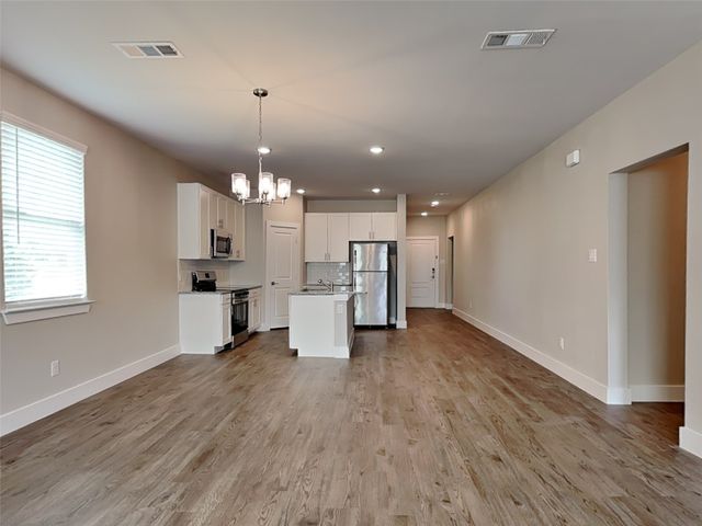 3421 New York Avenue, Lancaster, TX 75134