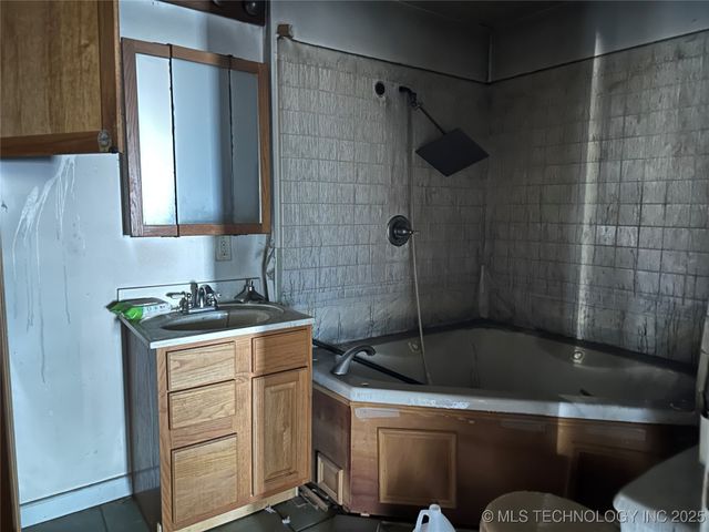 12510 Gun Club Road, Okmulgee, OK 74447