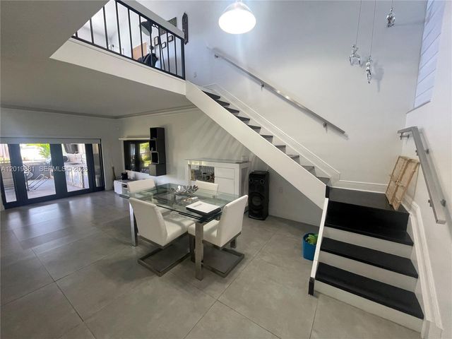 7345 SW 148th Ct, Miami, FL 33193