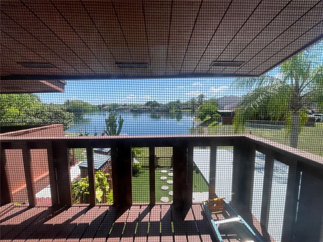 7345 SW 148th Ct, Miami, FL 33193
