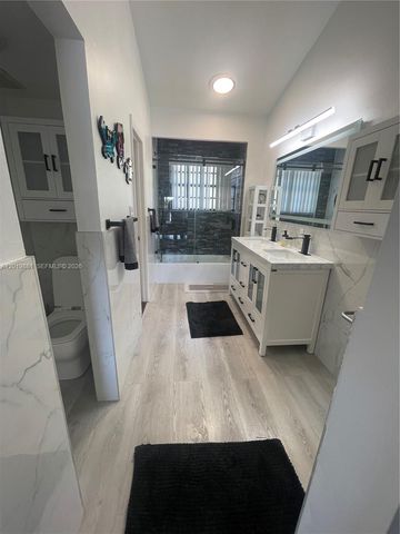 7345 SW 148th Ct, Miami, FL 33193