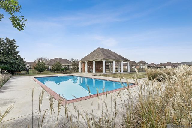 2970 Majestic Oaks Ave, Zachary, LA 70791