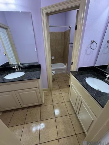 2970 Majestic Oaks Ave, Zachary, LA 70791