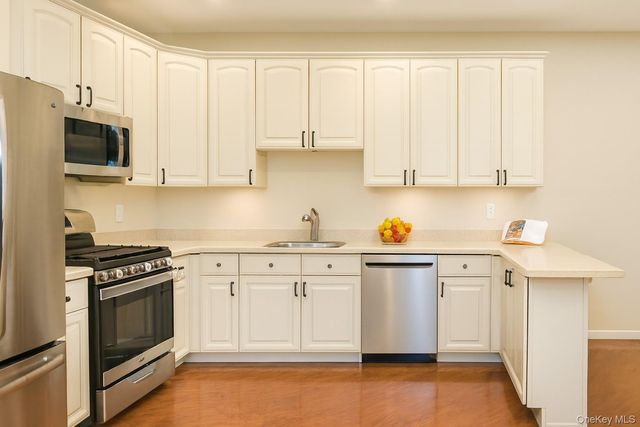 445 Bardini Drive, Melville, NY 11747