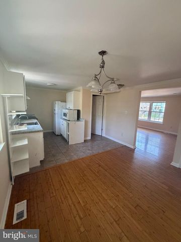 3331 WYNDALE CT, Woodbridge, VA 22192