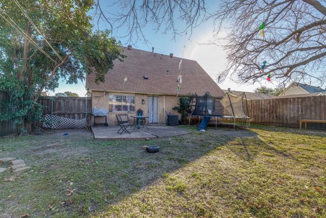 1400 Milam Way, Carrollton, TX 75006