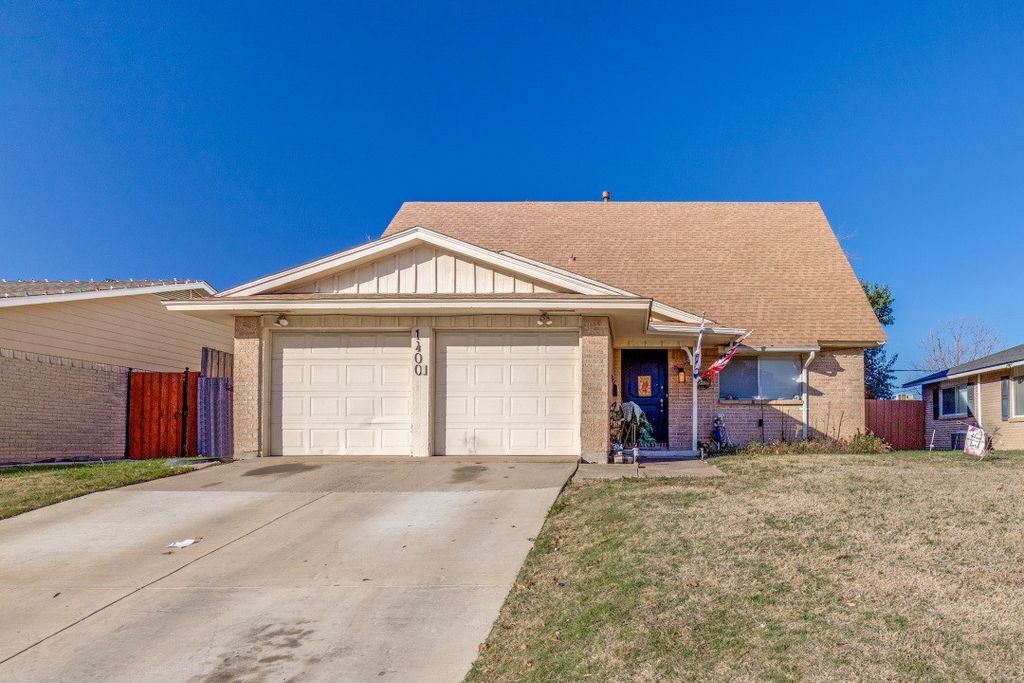 1400 Milam Way, Carrollton, TX 75006