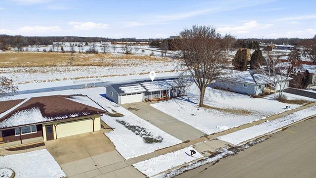 744 TWIN HARBOR DRIVE, Winneconne, WI 54986