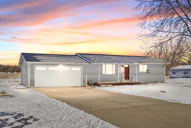 744 TWIN HARBOR DRIVE, Winneconne, WI 54986