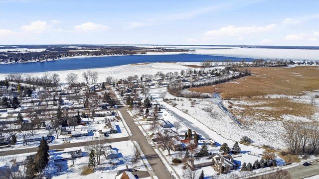 744 TWIN HARBOR DRIVE, Winneconne, WI 54986