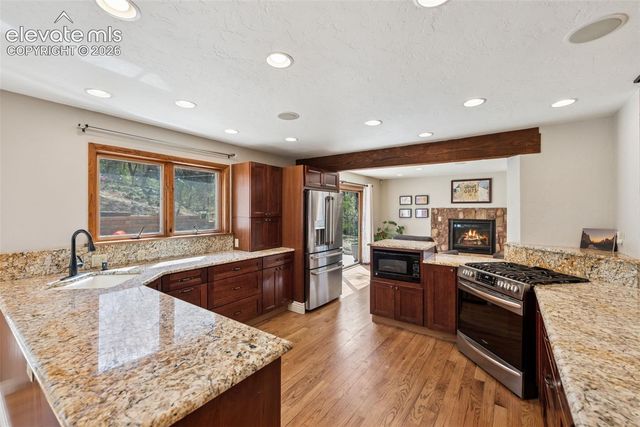 711 S Bear Paw Lane, Colorado Springs, CO 80906
