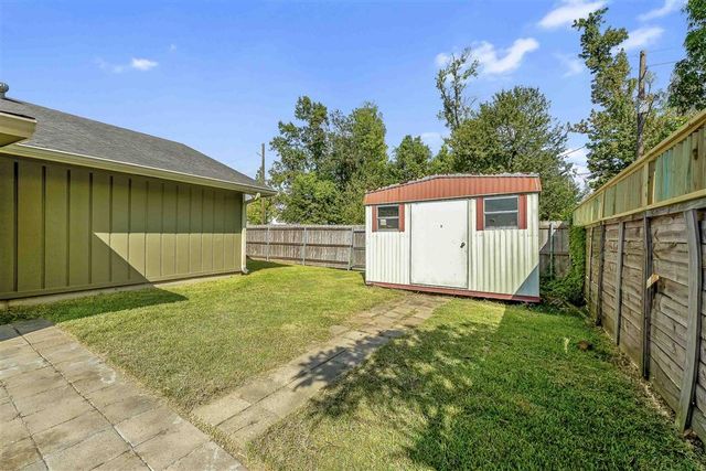 4249 Holly Hill Court, Lake Charles, LA 70605