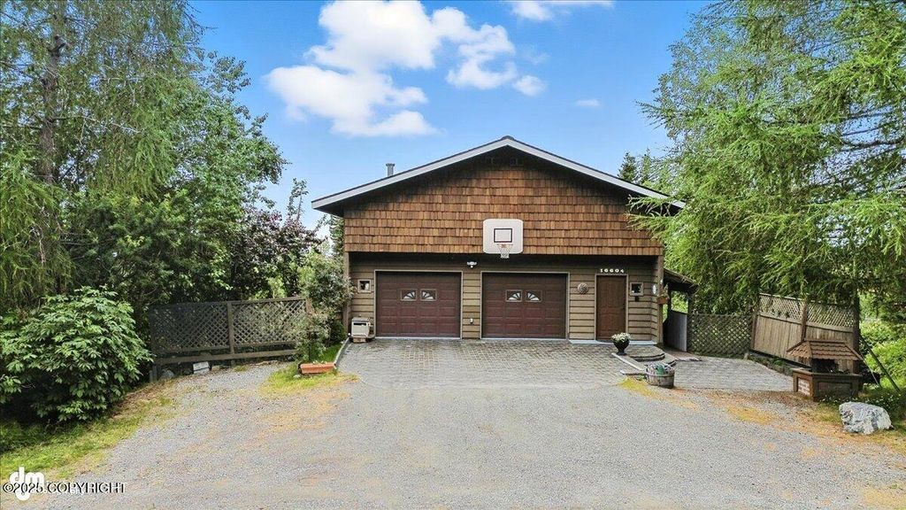 16604 Virgo Avenue, Anchorage, AK 99516