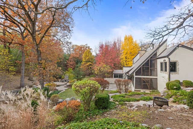 12 Rock Ridge Road, Barrington Hills, IL 60010