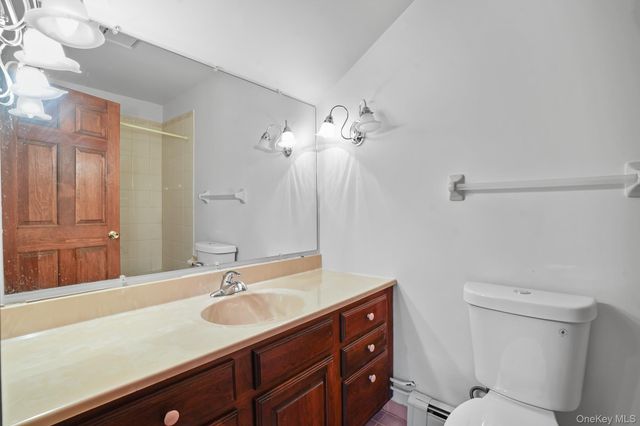 104 Stowe Drive, Poughquag, NY 12570