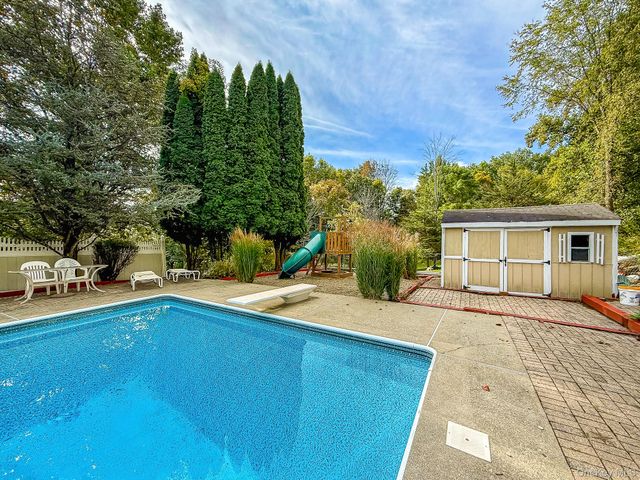 104 Stowe Drive, Poughquag, NY 12570