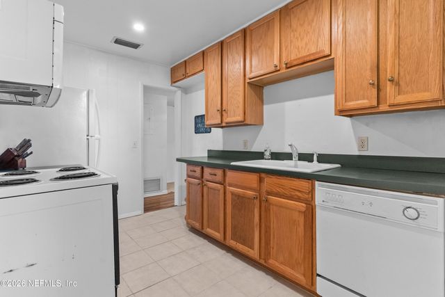 4611 WESTFIELD Road, Jacksonville, FL 32210