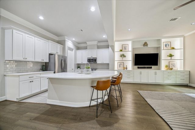 5213 Rose Street, Houston, TX 77007