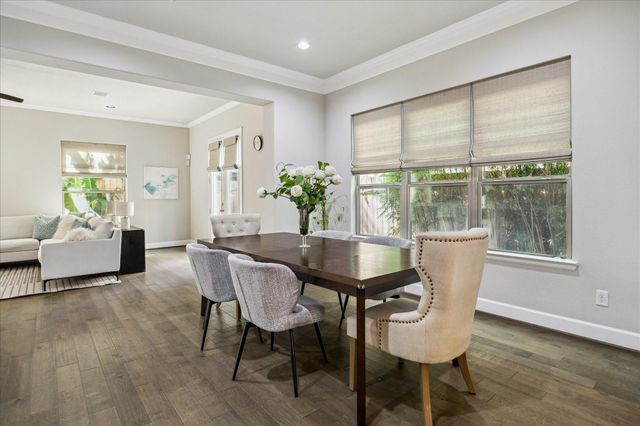 5213 Rose Street, Houston, TX 77007