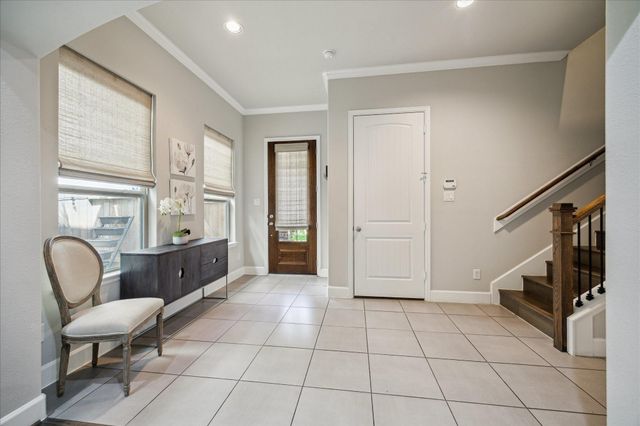 5213 Rose Street, Houston, TX 77007