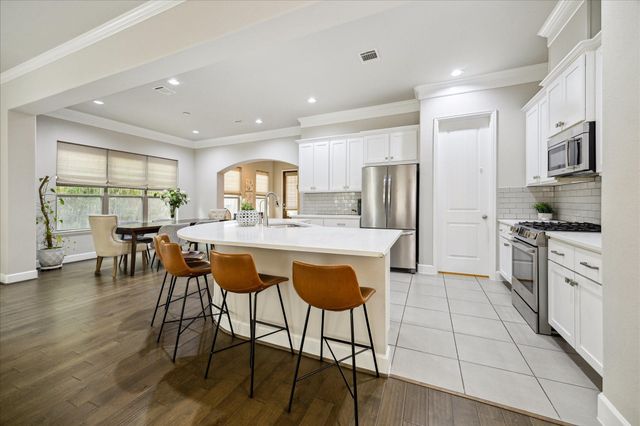 5213 Rose Street, Houston, TX 77007