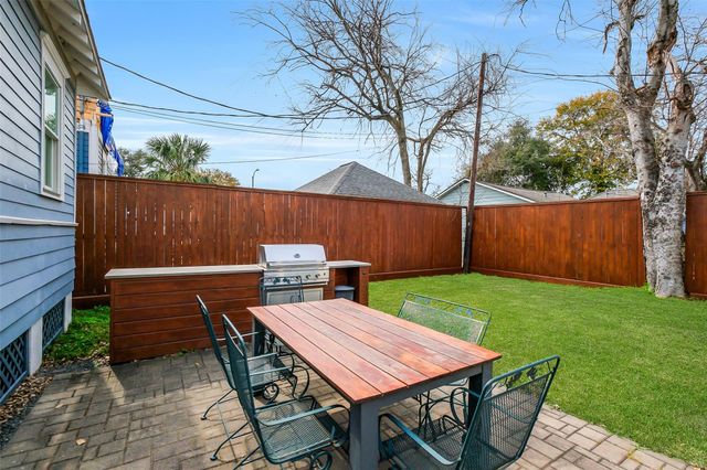 2507 Cortlandt Street, Houston, TX 77008